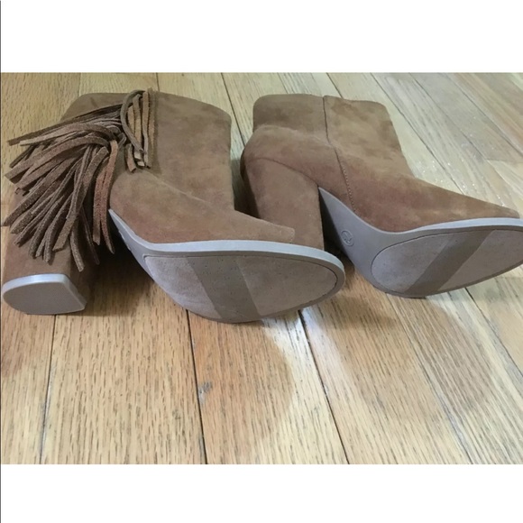 Dolce Vita fringe bootie 🍁🍂 - Picture 4 of 4